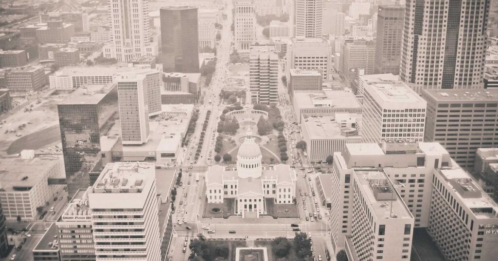 Esports Monetization Models: How Teams and Leagues Build Global Revenue